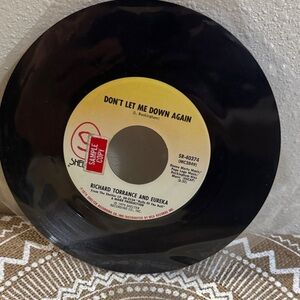 VTG Richard Torrance and Eureka ‘Don’t Let Me Down Again’ & ‘Hard Heavy Road’